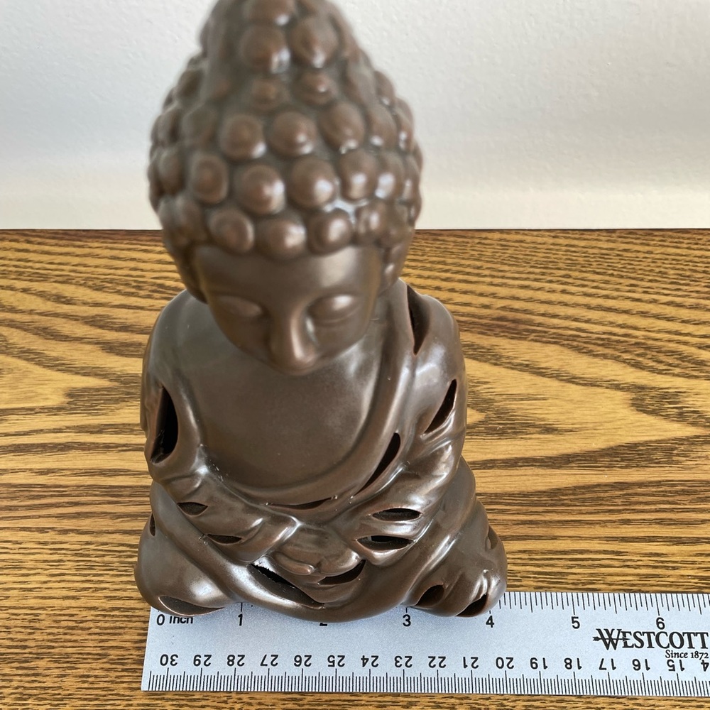 Sitting Buddha statue - Picture 9 of 10